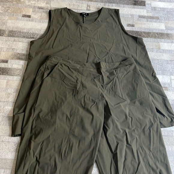 Jason Pants - Ms. Diva Plus Olive Green Pants & Top